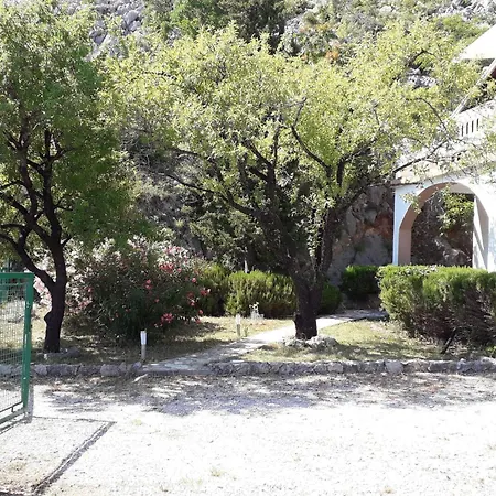 Holiday home Mit Meerblick By Interhome Vinistina