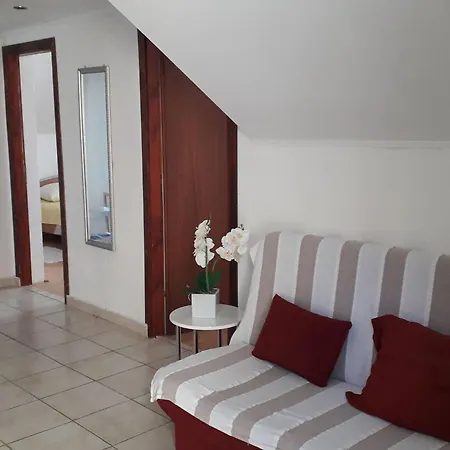 Beli 2 By Interhome Feriehus Vinistina