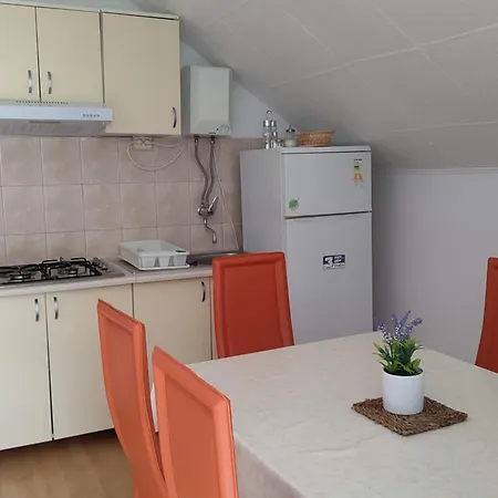 Mit Meerblick By Interhome