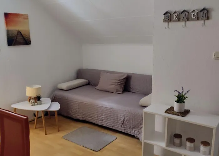 Mit Meerblick By Interhome * Vinistina