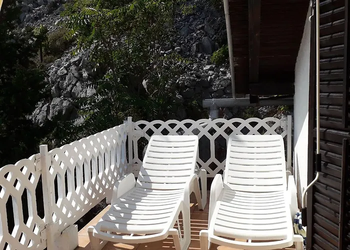 Mit Meerblick By Interhome Vinistina