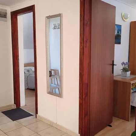 בית נופש Beli 2 By Interhome